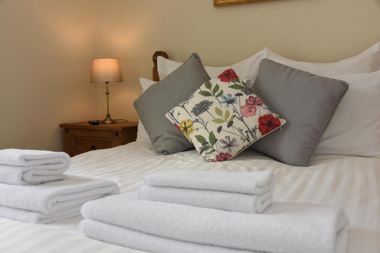 The Llanelwedd Arms Hotel Builth Wells Esterno foto