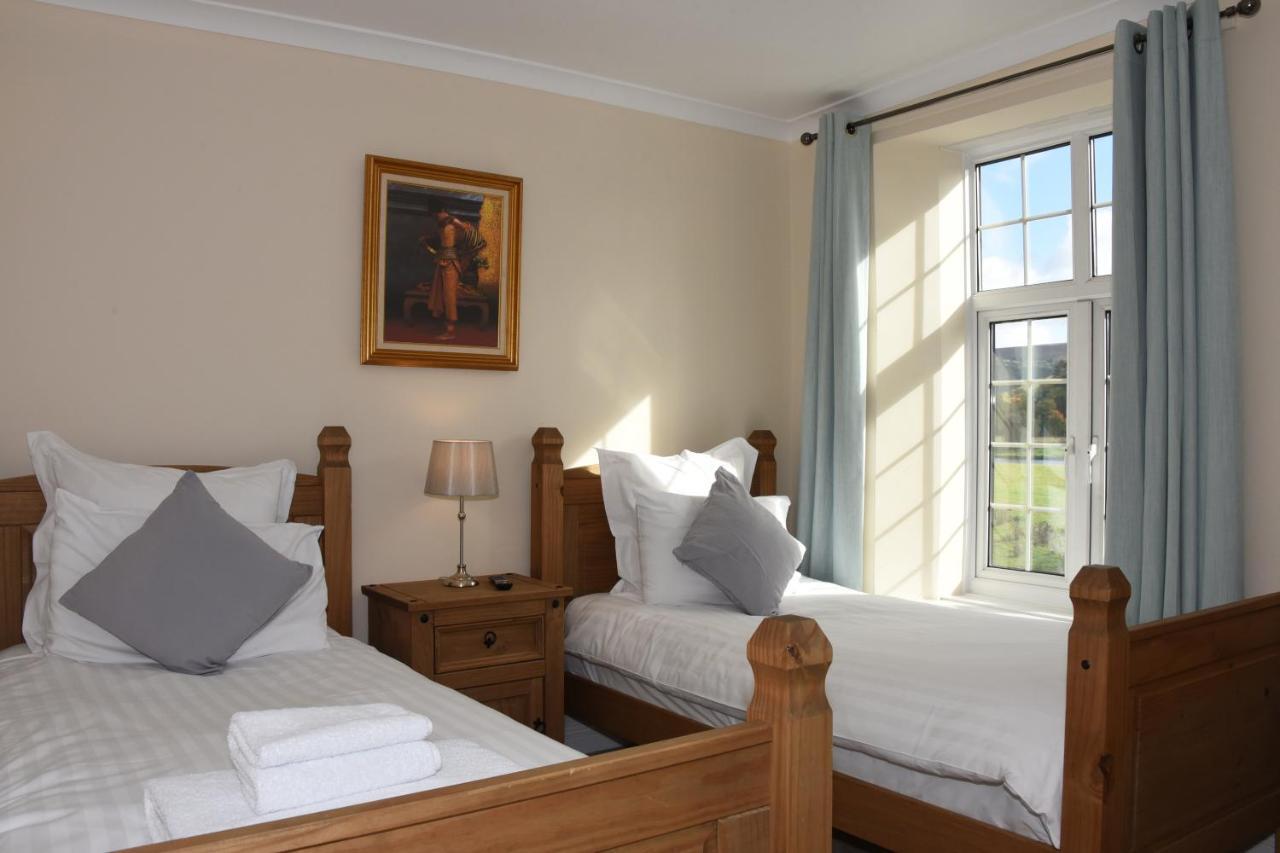 The Llanelwedd Arms Hotel Builth Wells Esterno foto