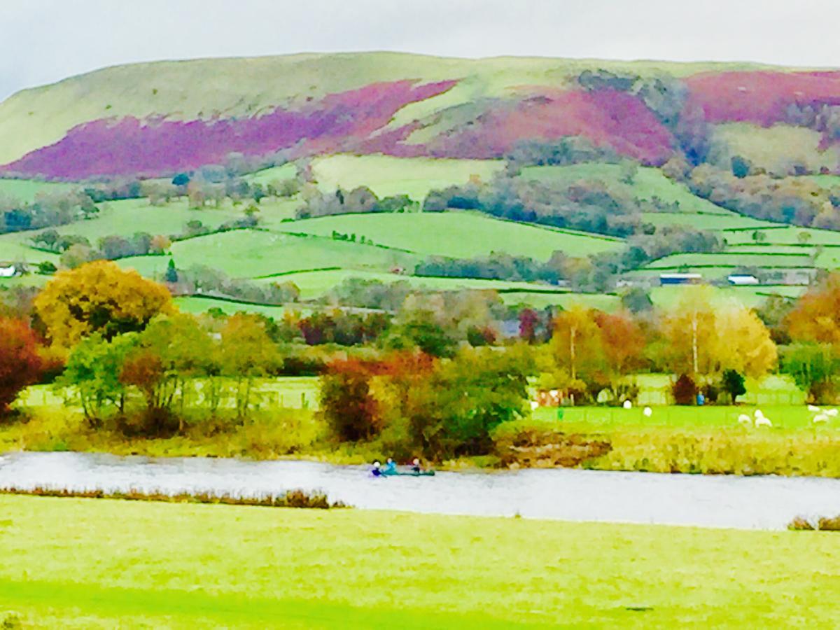 The Llanelwedd Arms Hotel Builth Wells Esterno foto